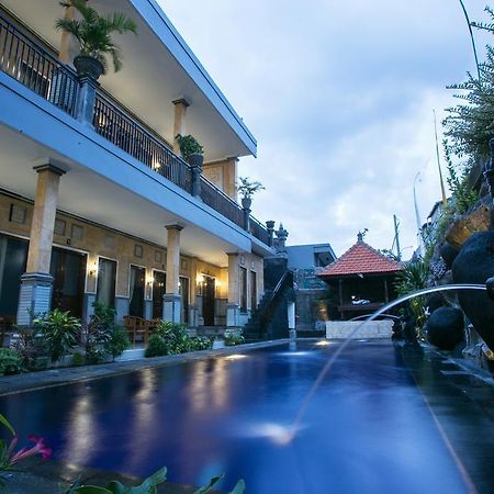 Wijaya Guesthouse Canggu Екстериор снимка