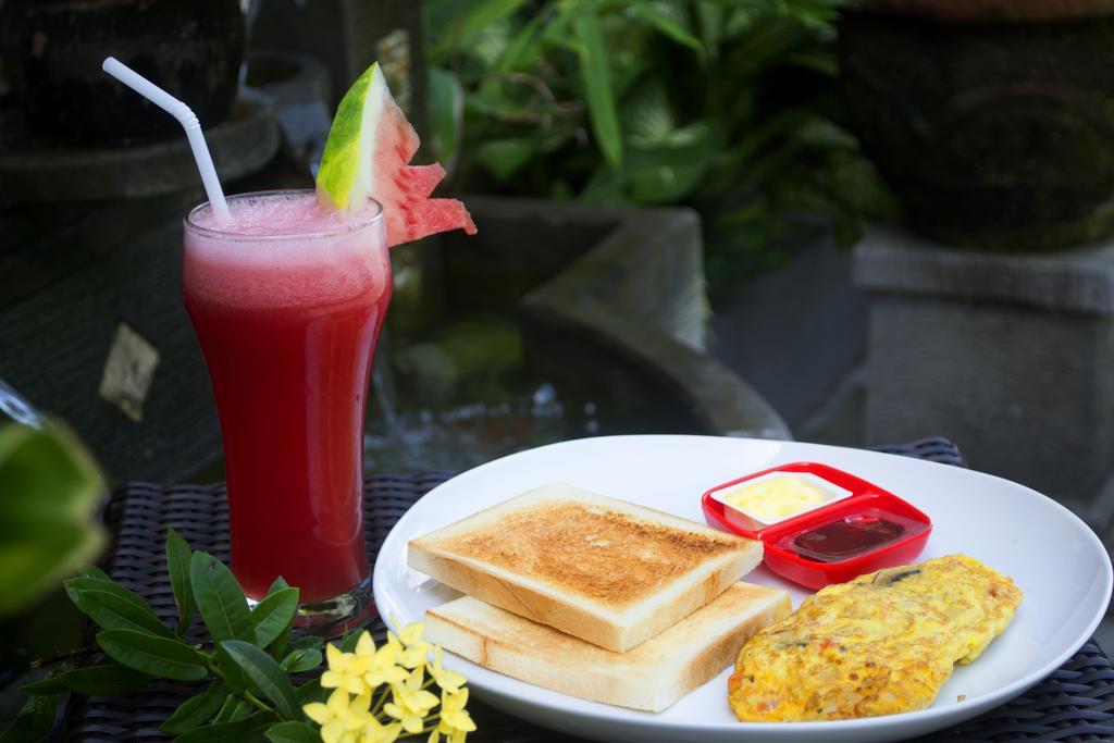 Wijaya Guesthouse Canggu Екстериор снимка