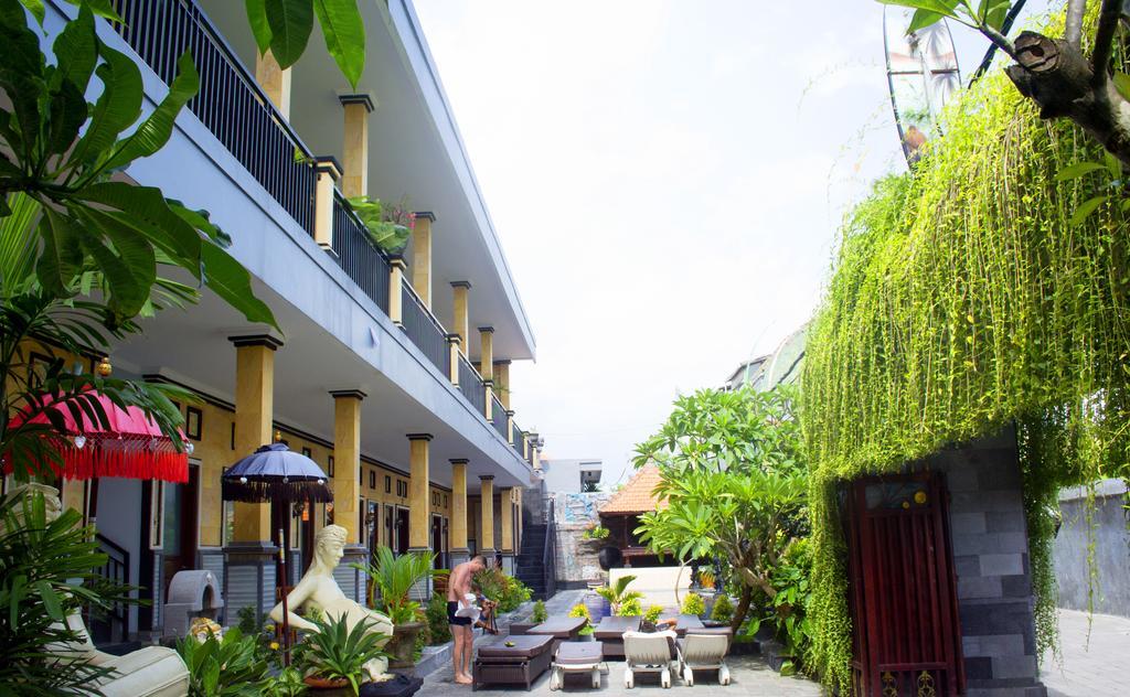 Wijaya Guesthouse Canggu Екстериор снимка